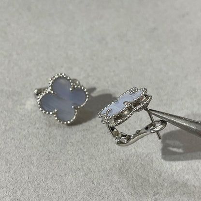 [Noble Aura jewelry]CLOVER CHALCEDONY SILVER STUD EARRINGS