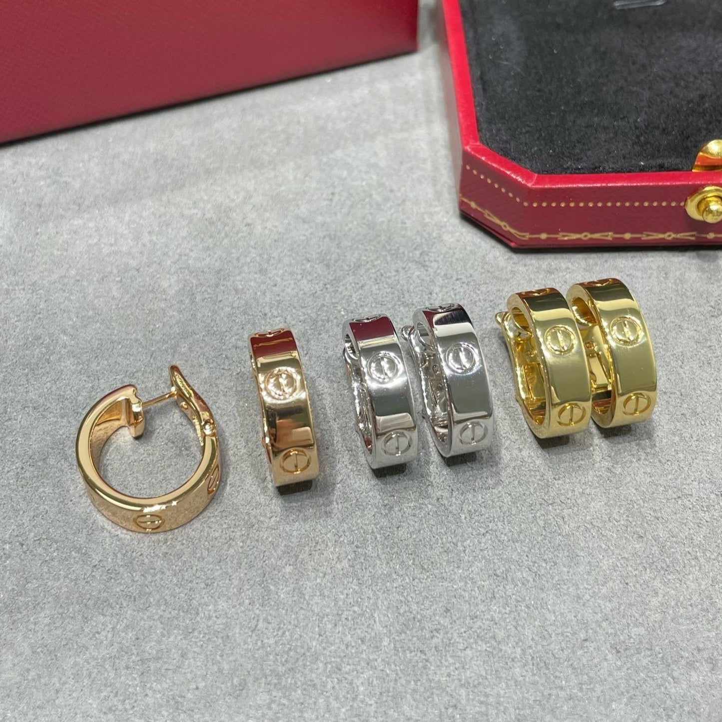 [Noble Aura jewelry]LOVE 5.5MM EARRINGS