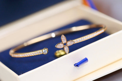 [Noble Aura jewelry]IDYLLE PINK GOLD OPEN BRACELET DIAMOND PAVED