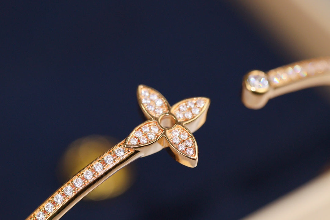 [Noble Aura jewelry]IDYLLE PINK GOLD OPEN BRACELET DIAMOND PAVED