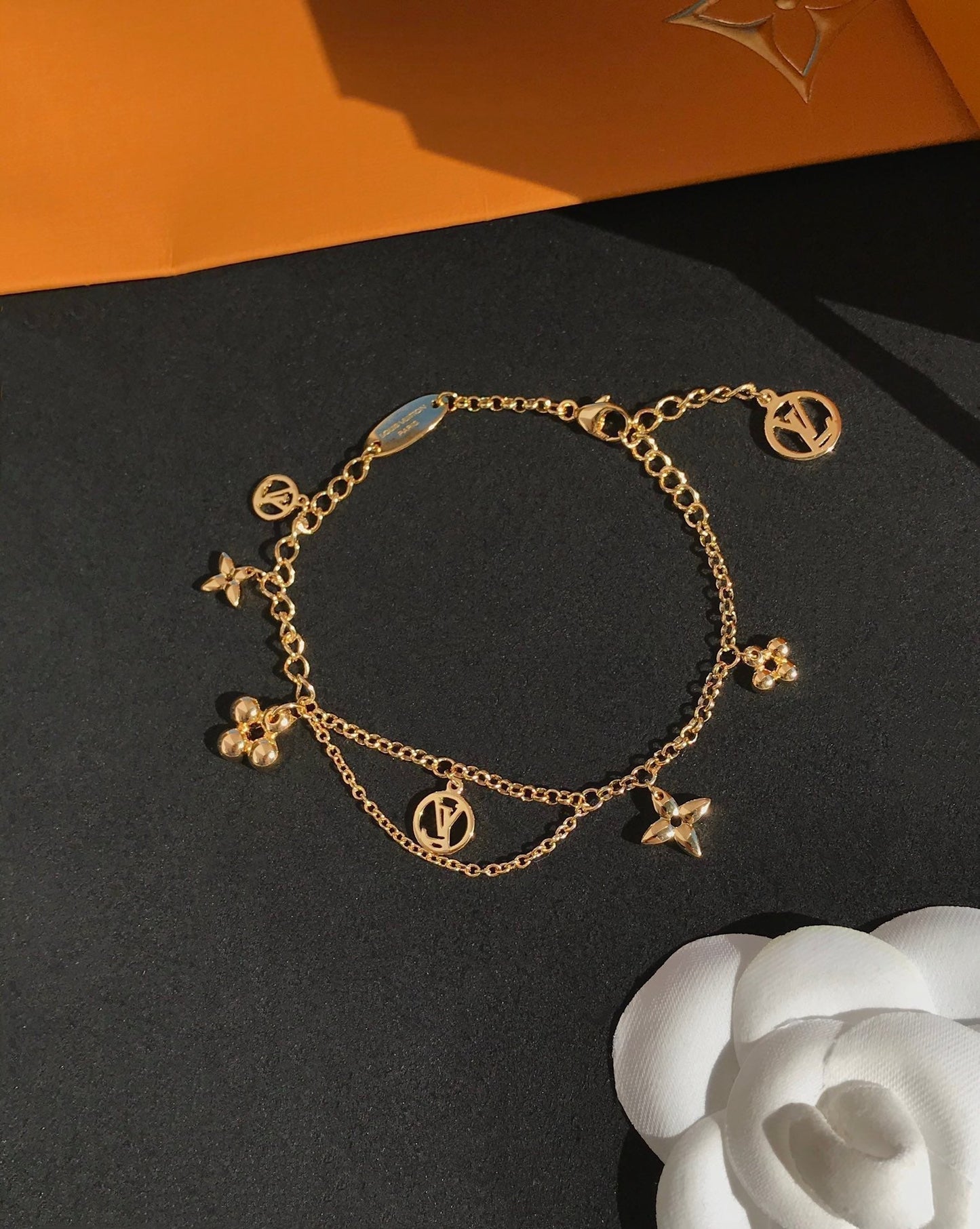[Noble Aura jewelry]BLOOMING PINK GOLD MOP BRACELET