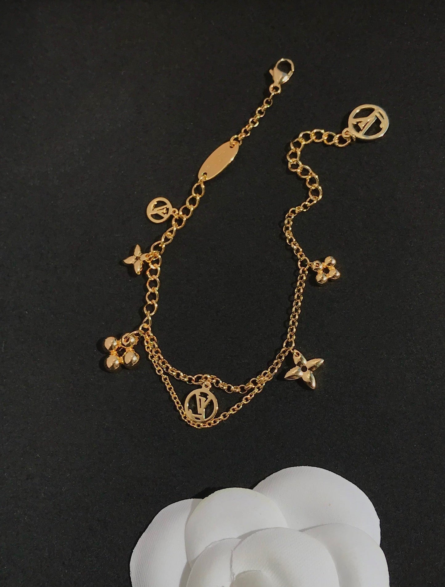 [Noble Aura jewelry]BLOOMING PINK GOLD MOP BRACELET