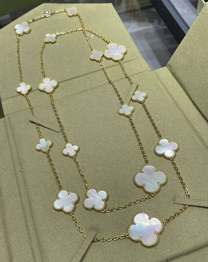 [Noble Aura jewelry]CLOVER 16 MOTIF WHITE MOP GOLD NECKLACE