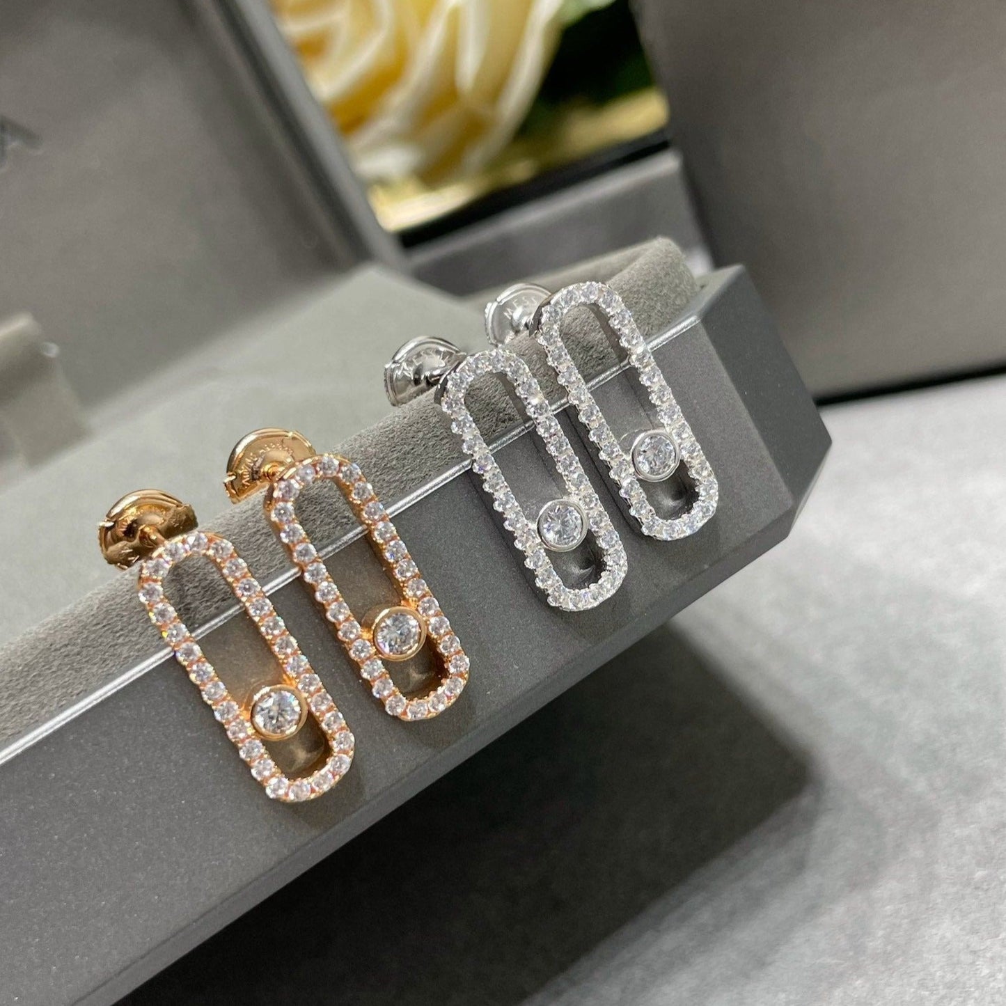 [Noble Aura jewelry]MOVE UNO STUD DIAMOND PAVED EARRINGS
