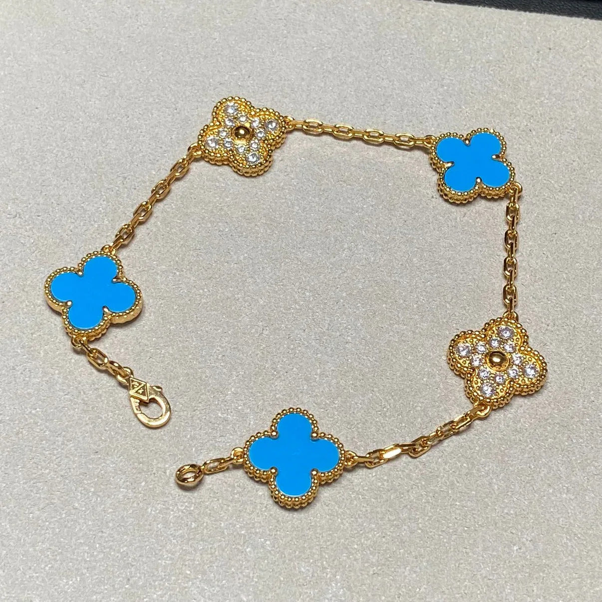 [Noble Aura jewelry] CLOVER 5 MOTIF BLUE AGATE BRACELET COLLECTION
