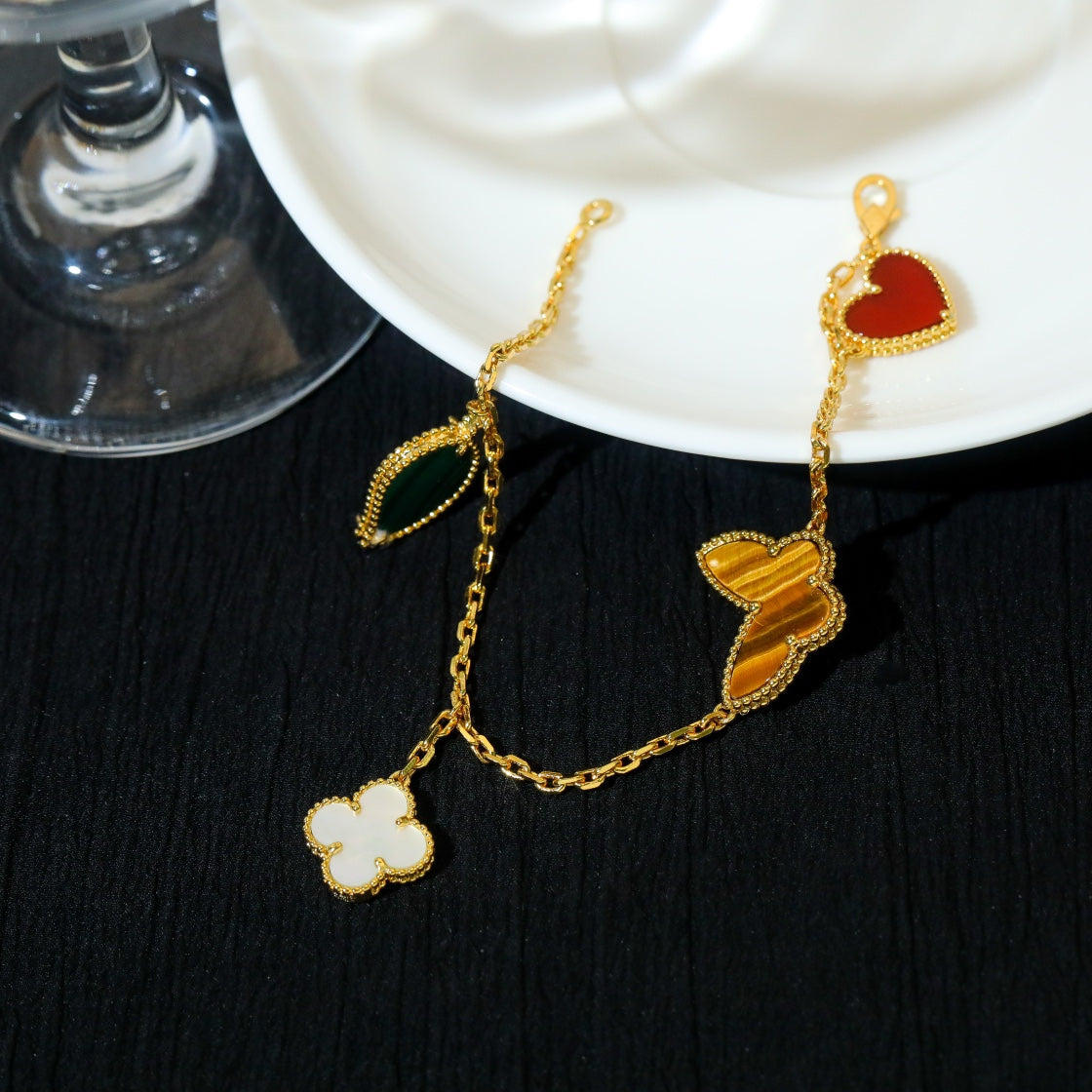 [Noble Aura jewelry]LUCKY SPRING 5 MOTIF GOLD BRACELET