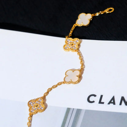 [Noble Aura jewelry]CLOVER WHITE PEARL MOP 5 MOTIF BRACELET COLLECTION