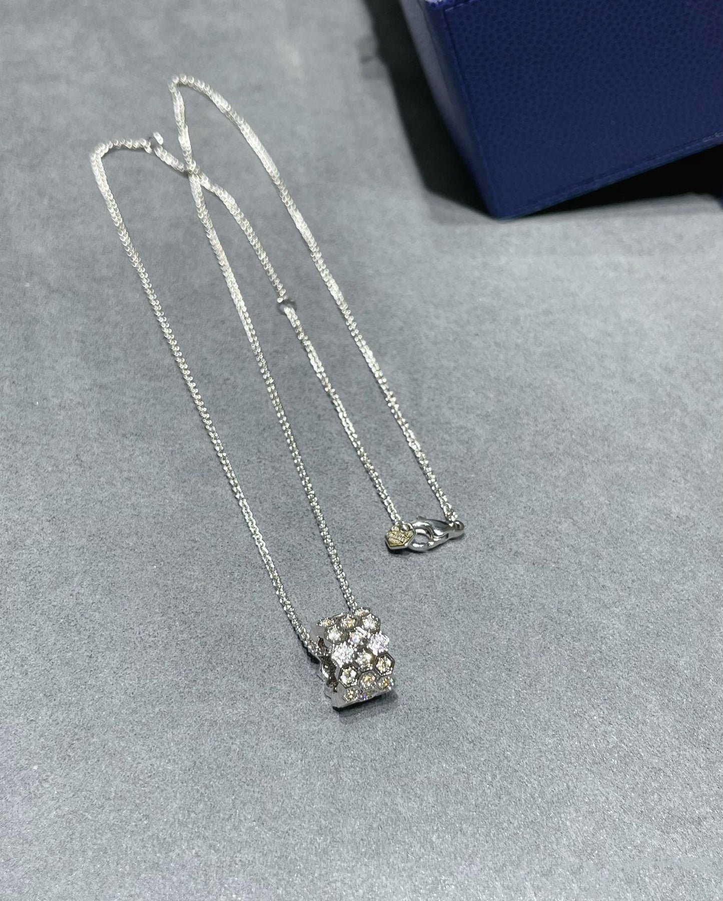[Noble Aura jewelry]BEE LOVE DIAMOND PAVED 3 ROW NECKLACE
