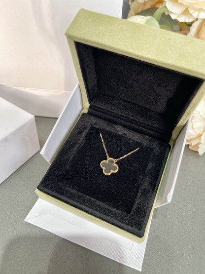 [Noble Aura jewelry]CLOVER ROCK CRYSTAL ROSE GOLD NECKLACE