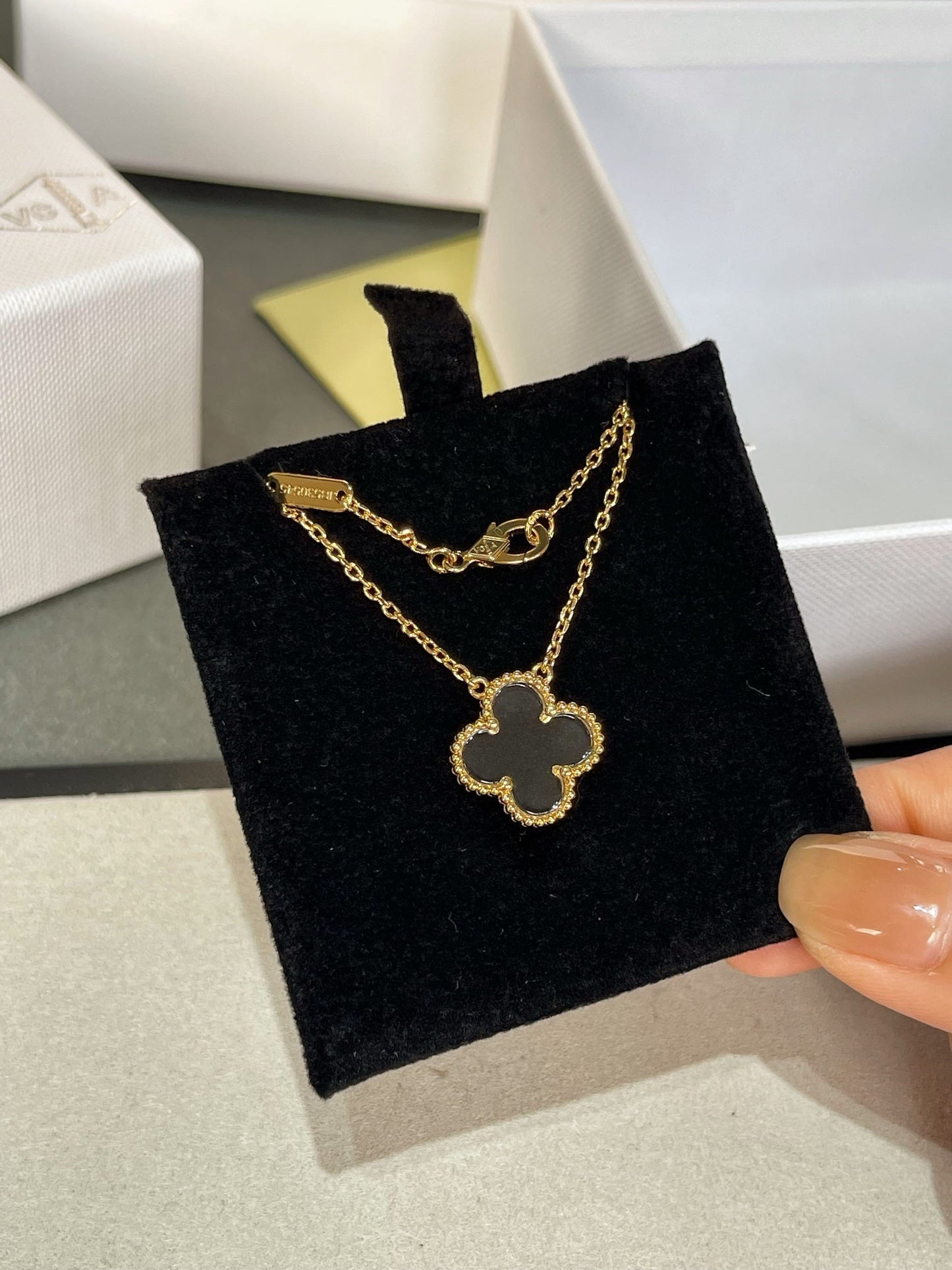 [Noble Aura jewelry]CLOVER ROCK CRYSTAL ROSE GOLD NECKLACE