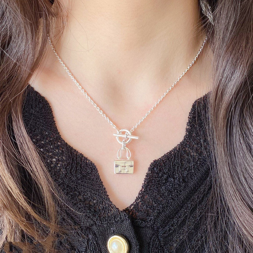 [Noble Aura jewelry]CONSTANCE PEDANT SILVER NECKLACE