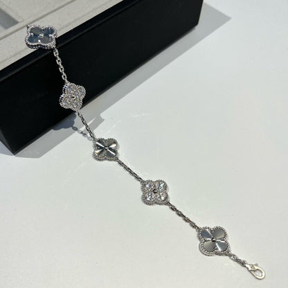 [Noble Aura jewelry]CLOVER 5 MOTIF SILVER DIAMOND BRACELET