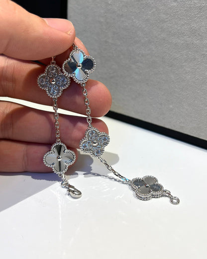 [Noble Aura jewelry] CLOVER 5 MOTIF LASER BRACELET COLLECTION