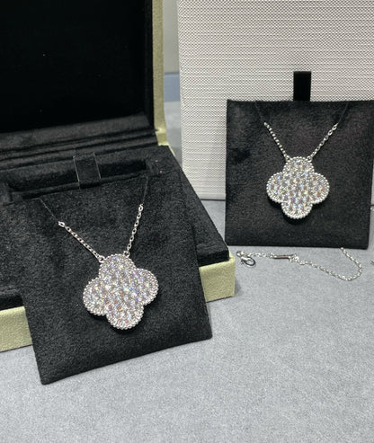 [Noble Aura jewelry]CLOVER 25MM LARGE PENDANT DIAMOND PAVED SILVER NECKLACE