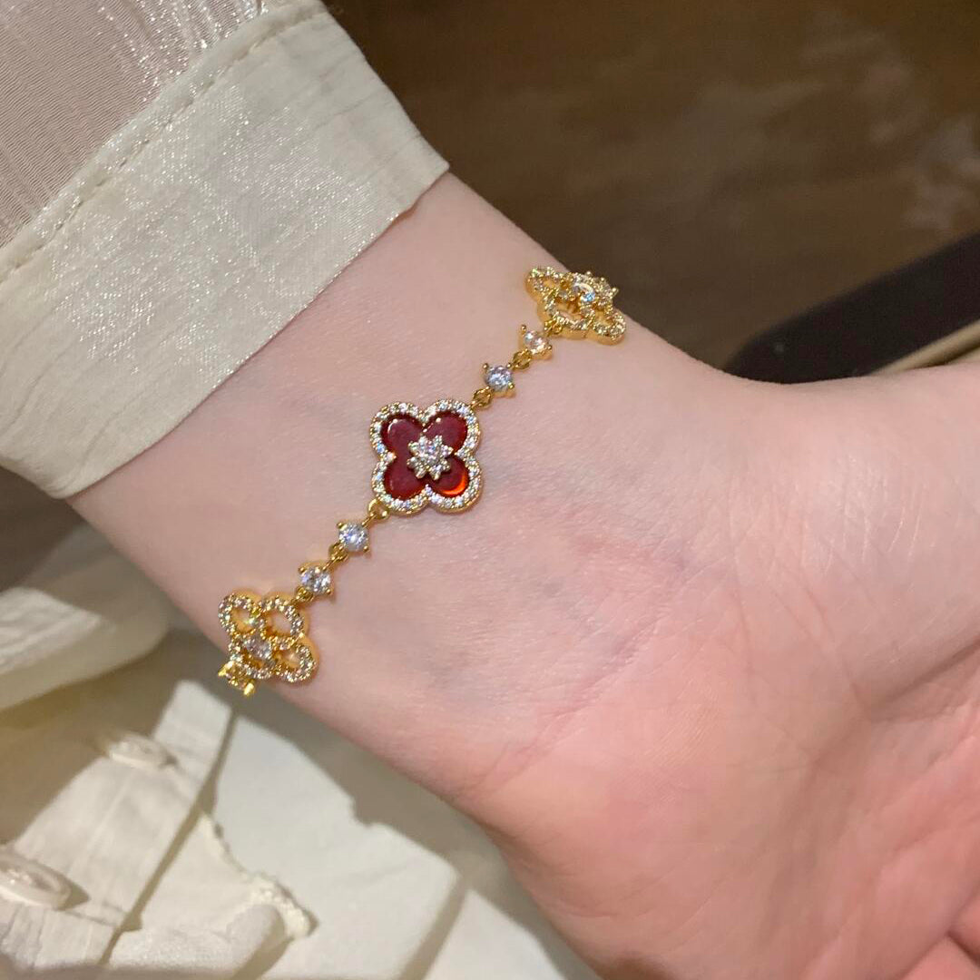 [Noble Aura jewelry]CLOVER 5 MOTIF PINK BLUE RED WHITE BRACELET