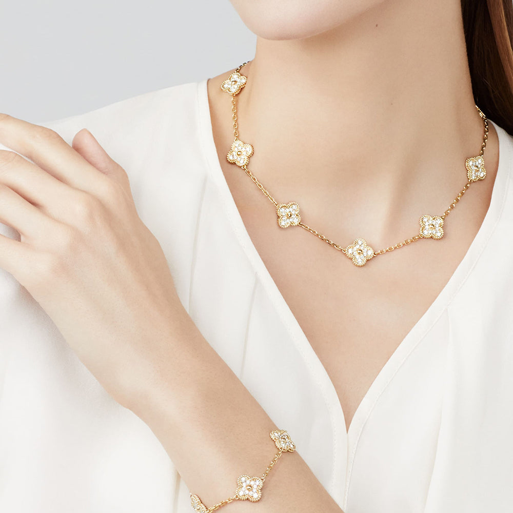 [Noble Aura jewelry]CLOVER 10 MOTIFS DIAMOND NECKLACE