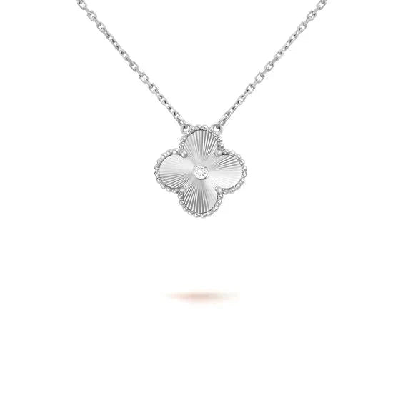 [Noble Aura jewelry]CLOVER  15MM DIAMOND LASER NECKLACE SILVER