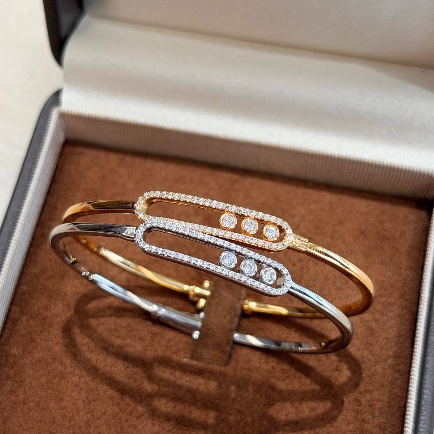 [Noble Aura jewelry]Move Pavé Diamond Bangle Bracelet M