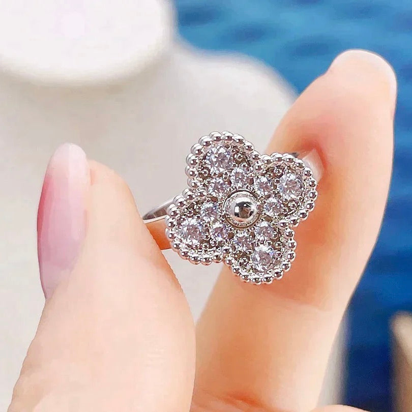 [Noble Aura jewelry]CLOVER DIAMOND RING
