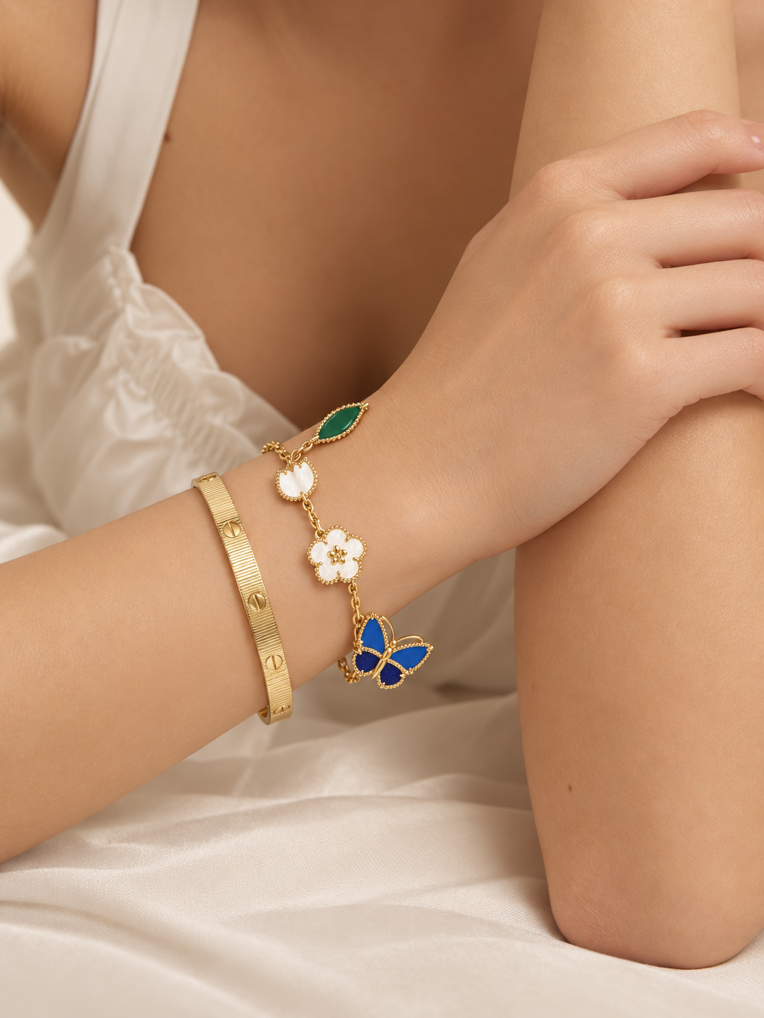 [Noble Aura jewelry] Lucky Spring Butterfly 5-Motif & LOVE Unlimited Bracelet Stack Set
