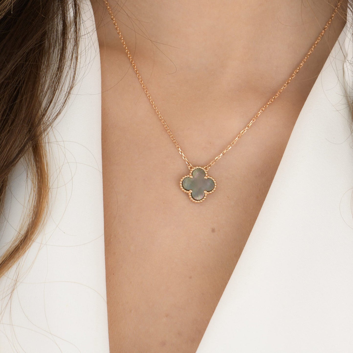 [Noble Aura jewelry]CLOVER 15MM  GRAY MOTHER OF PEARL NECKLACE