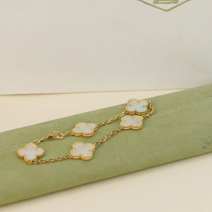 [Noble Aura jewelry]CLOVER WHITE PEARL MOP 5 MOTIF BRACELET COLLECTION