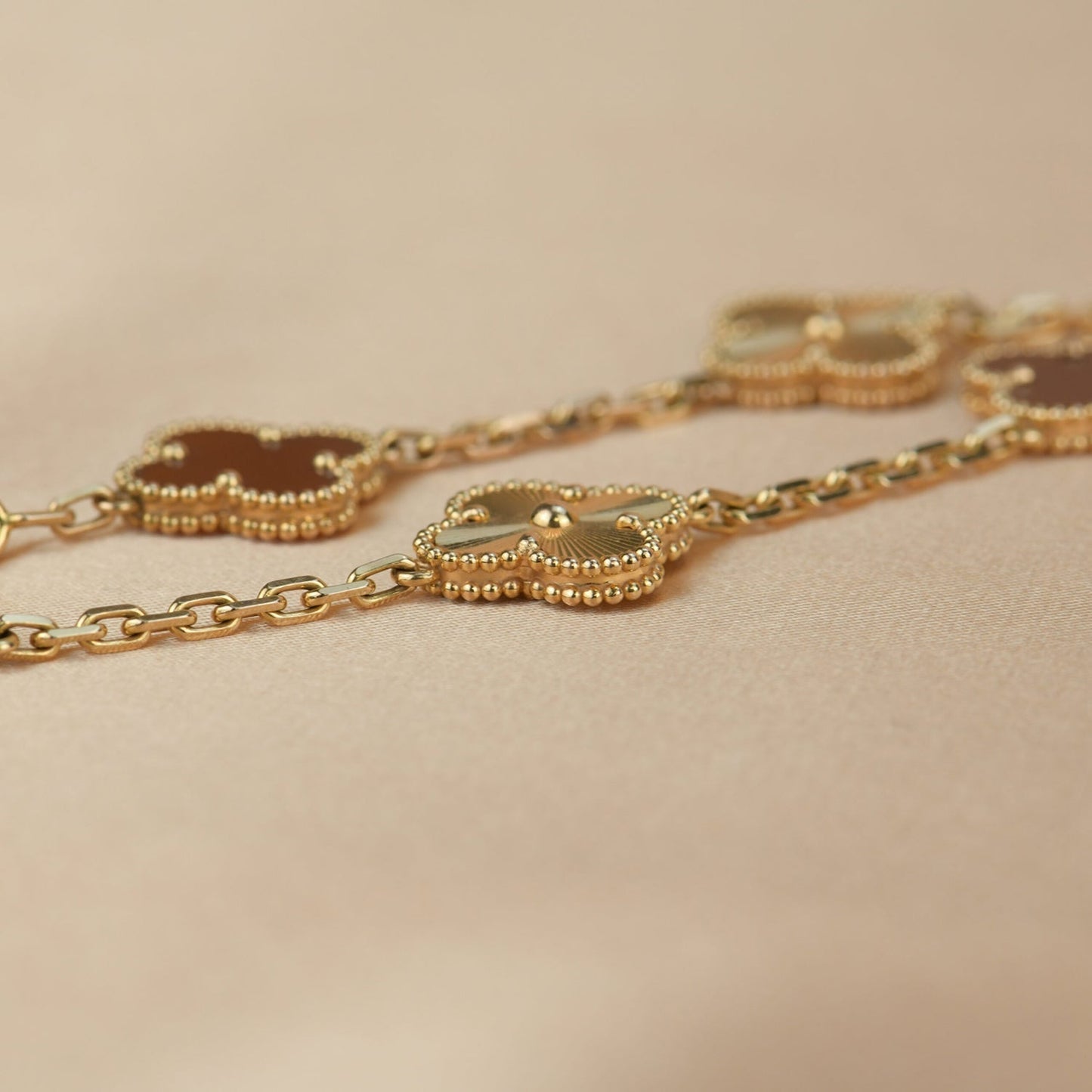 [Noble Aura jewelry]CLOVER  5 MOTIFS CARNELIAN GOLD BRACELET