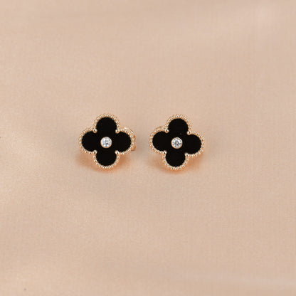 [Noble Aura jewelry]CLOVER MEDIUM 1 MOTIFS ONYX DIAMOND EARRINGS