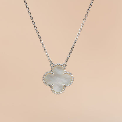 [Noble Aura jewelry]CLOVER  15MM WHITE MOTHER-OF-PEARL SILVER