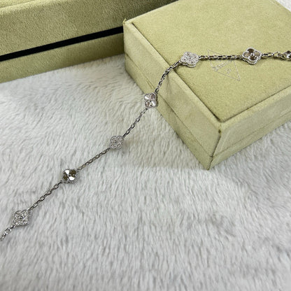 [Noble Aura jewelry]CLOVER 6 MOTIF DIAMOND LASER BRACELET
