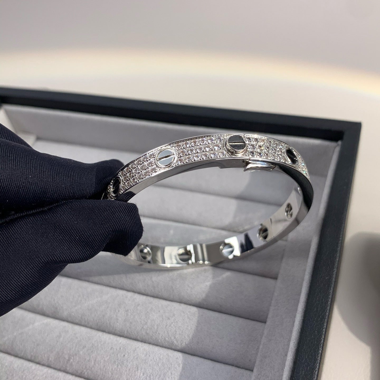 [Noble Aura jewelry]LOVE BRACELET 6.1MM DIAMOND-PAVED CERAMIC