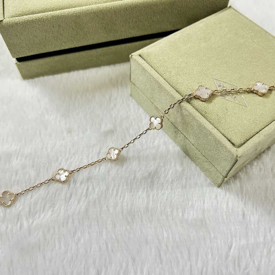 [Noble Aura jewelry]CLOVER 6 MOTIF WHITE MOP BRACELET