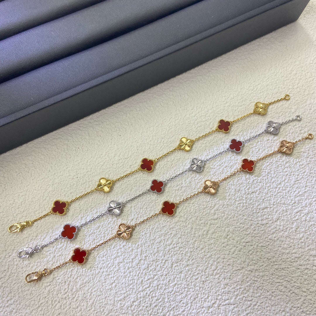 [Noble Aura jewelry]CLOVER 6 MOTIF RED AGATE LASER BRACELET