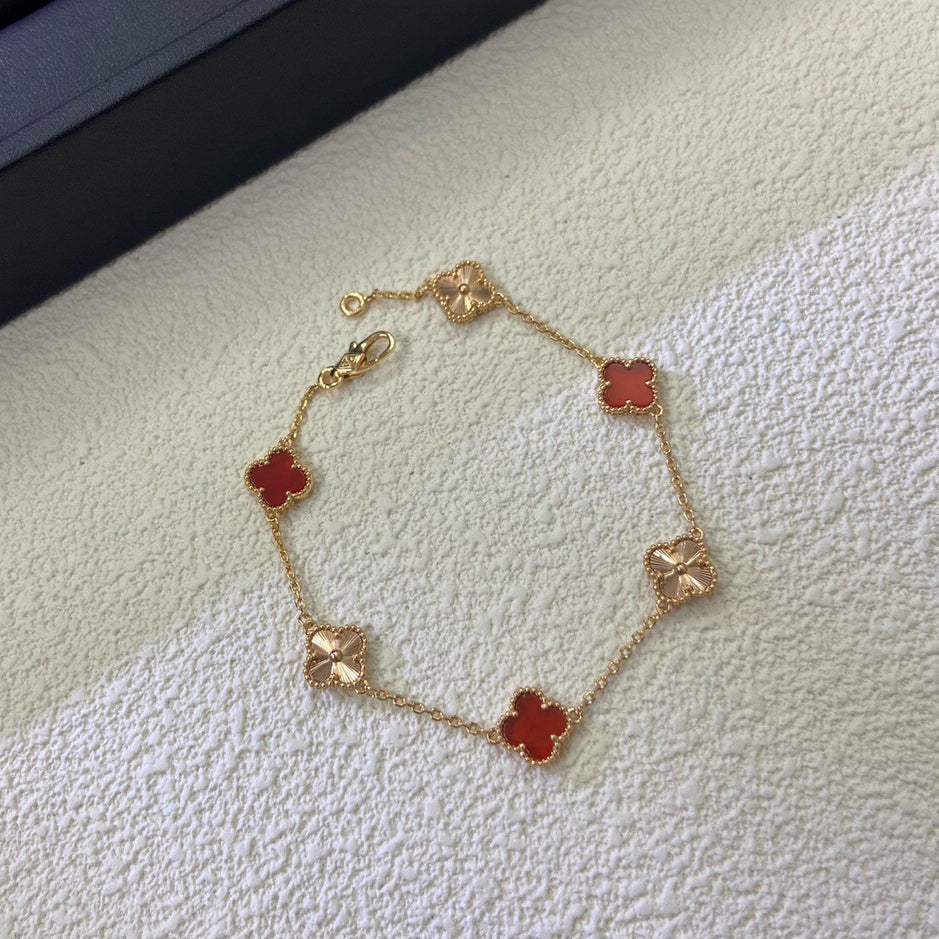 [Noble Aura jewelry]CLOVER 6 MOTIF RED AGATE LASER BRACELET