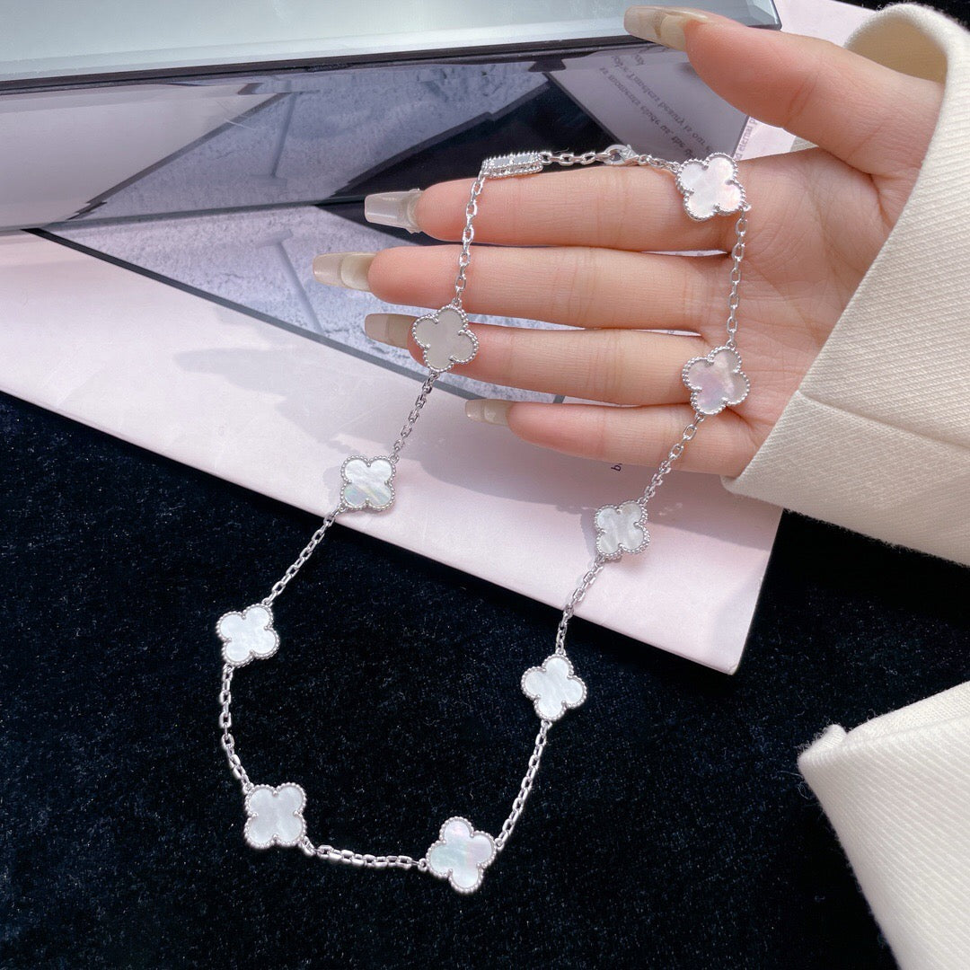 [Noble Aura jewelry]CLOVER 10 MOTIFS WHITE MOTHER OF PEARL NECKLACE