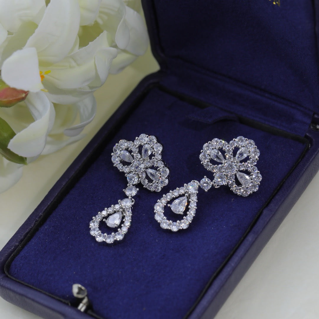 [Noble Aura jewelry]LOOP EARRINGS FULL MOTIF DIAMOND