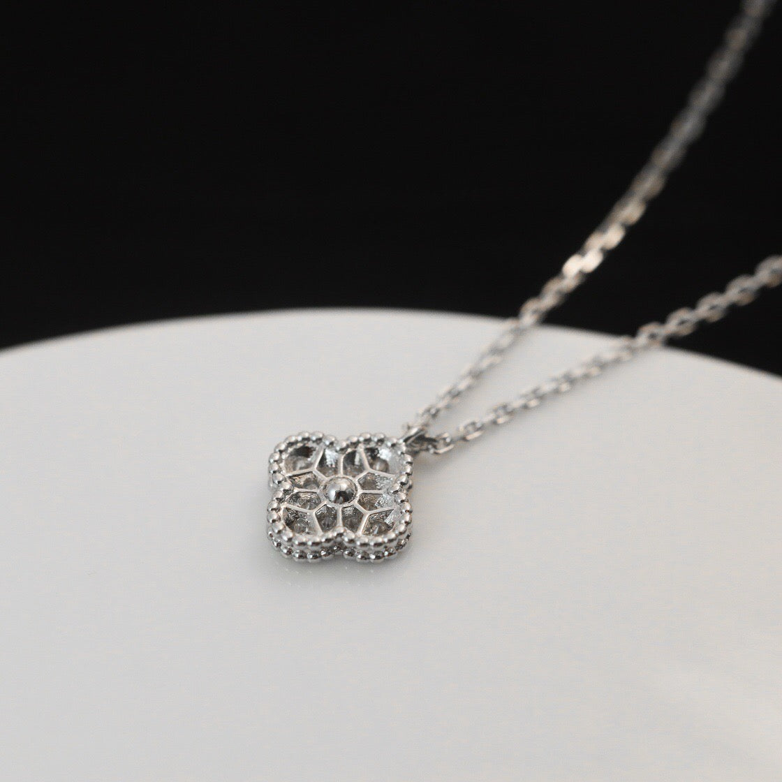 [Noble Aura jewelry]CLOVER MINI 9.5MM PENDANT DIAMOND NECKLACE