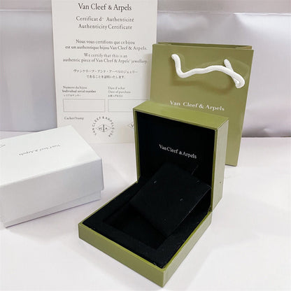 [Noble Aura jewelry]VA CLOVER BOX GIFT BAG