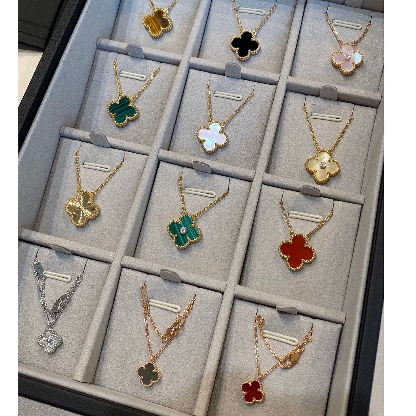 [Noble Aura jewelry]CLOVER 15MM BLACK ONYX SINGLE FLOWER NECKLACE