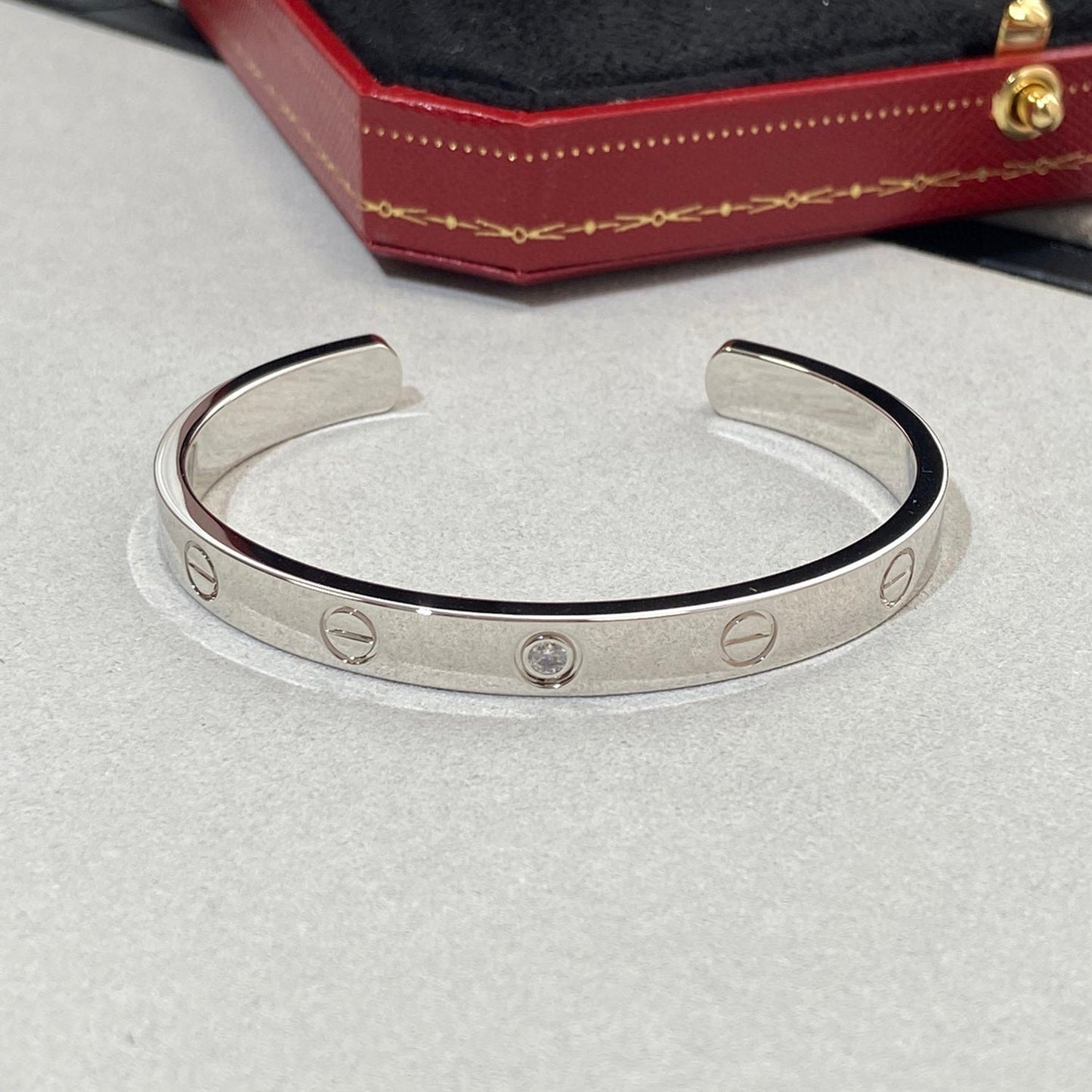 [Noble Aura jewelry]LOVE BRACELET 6.1MM 1 DIAMOND OPEN CUFF