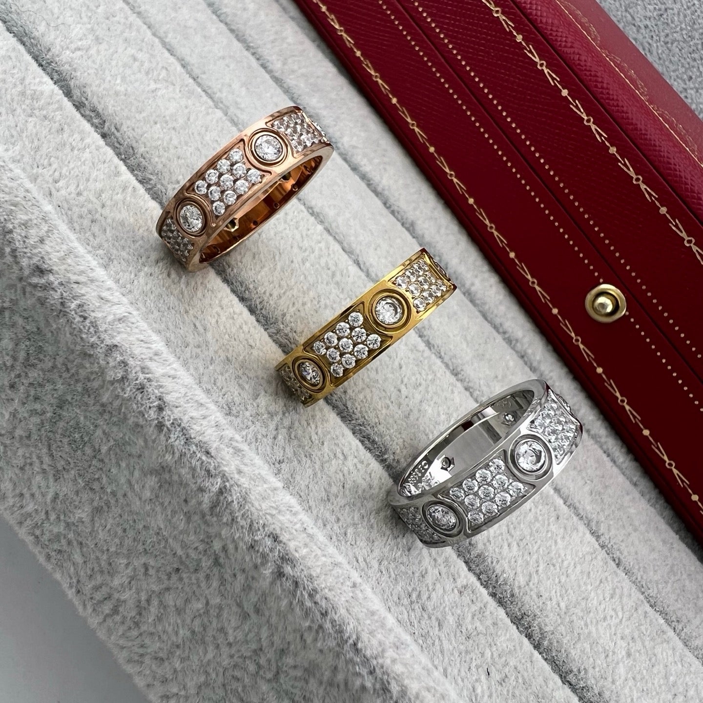[Noble Aura jewelry]LOVE 5.5MM FULL-PAVE 6-DIAMOND RING