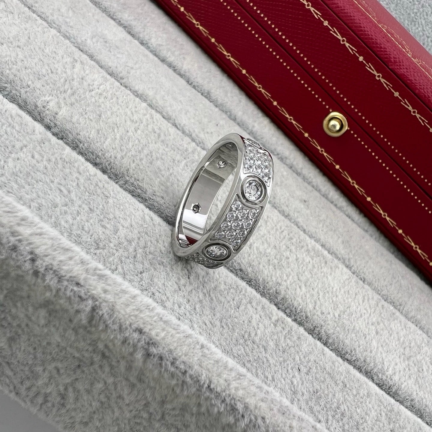 [Noble Aura jewelry]LOVE 5.5MM FULL-PAVE 6-DIAMOND RING