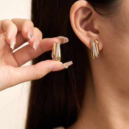[Noble Aura jewelry]TRINITY HALF DIAMOND  CUSHION EARRINGS