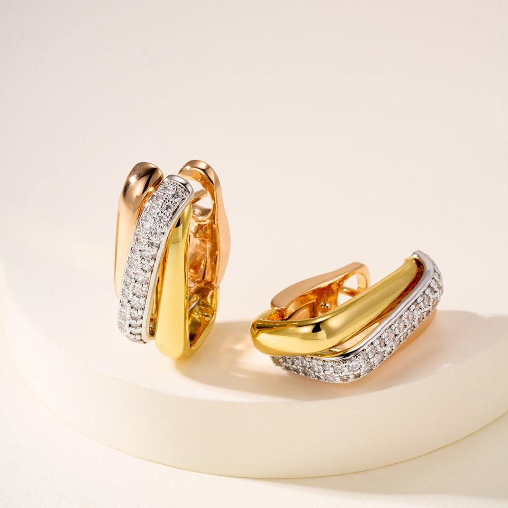 [Noble Aura jewelry]TRINITY HALF DIAMOND  CUSHION EARRINGS