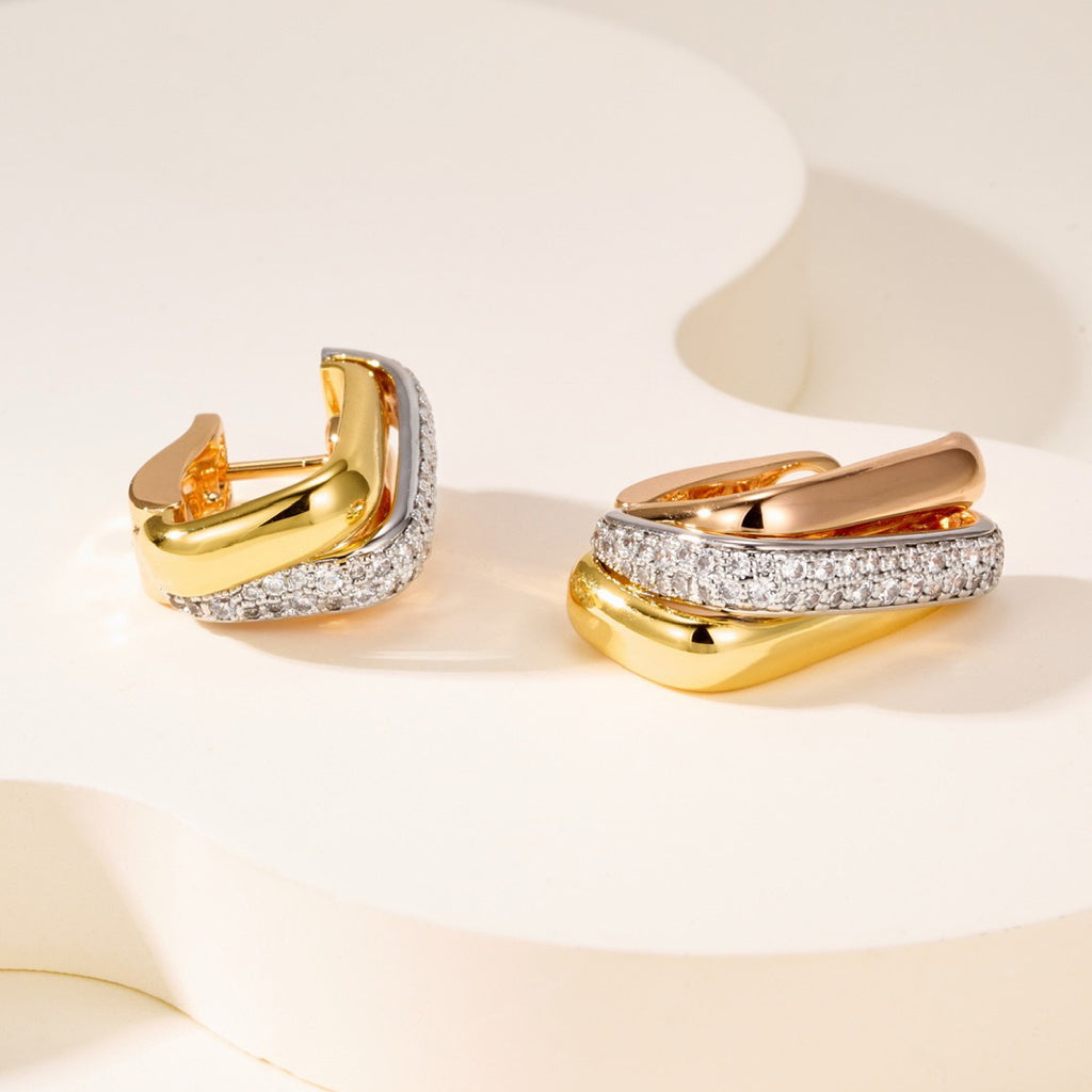 [Noble Aura jewelry]TRINITY HALF DIAMOND  CUSHION EARRINGS
