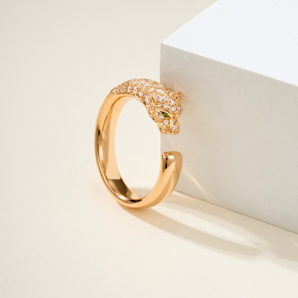 [Noble Aura jewelry]PANTHERE HALF DIAMOND SMALL RING