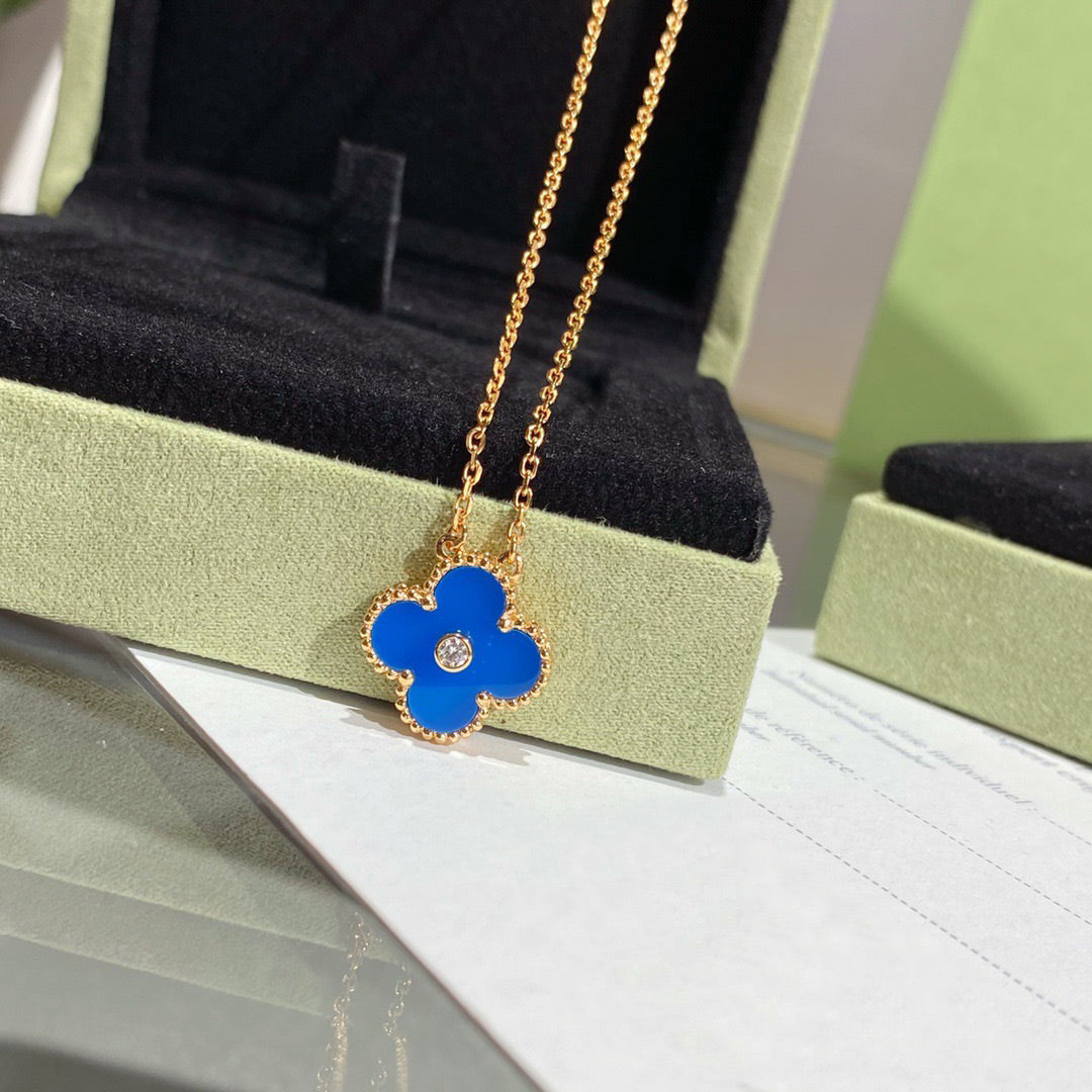 [Noble Aura jewelry]CLOVER 15MM DIAMOND AND BLUE AGATE NECKLACE