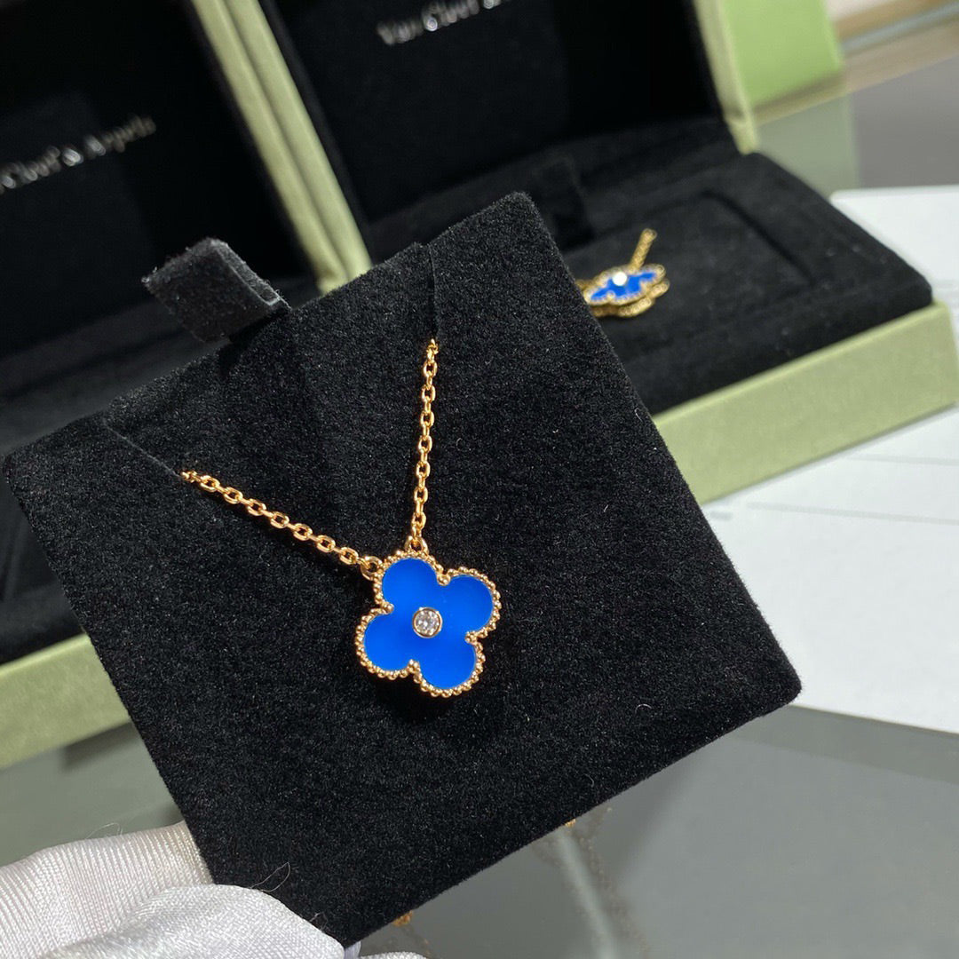 [Noble Aura jewelry]CLOVER 15MM DIAMOND AND BLUE AGATE NECKLACE