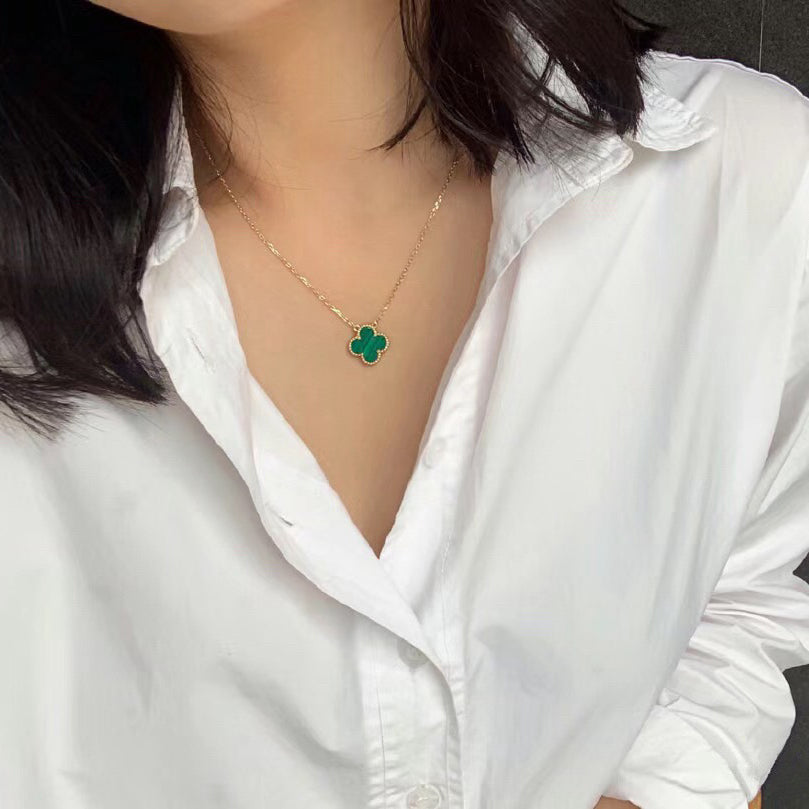 [Noble Aura jewelry]CLOVER 15MM MALACHITE SINGLE FLOWER  NECKLACE