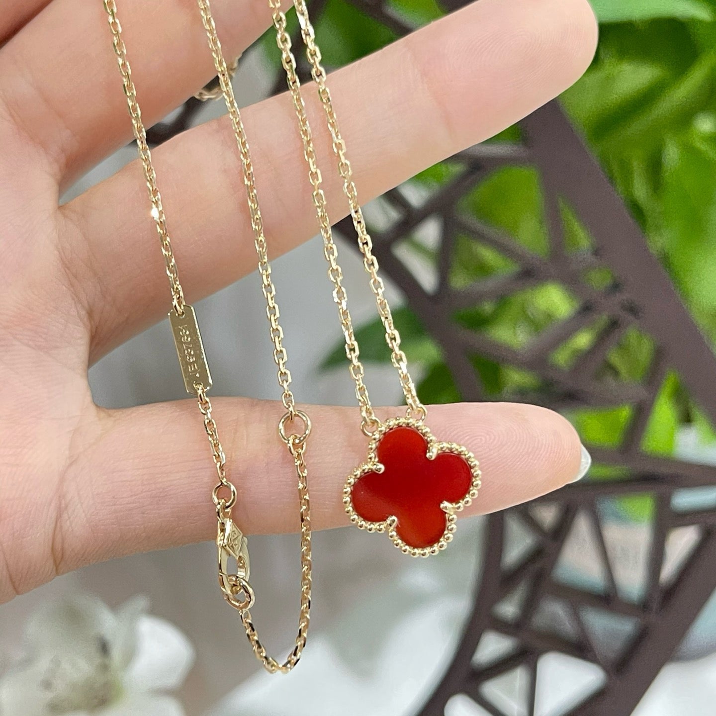 [Noble Aura jewelry]CLOVER 15MM CARNELIAN SINGLE FLOWER NECKLACE
